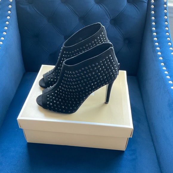 Black Michael Kors Heel Booties - Picture 3 of 3